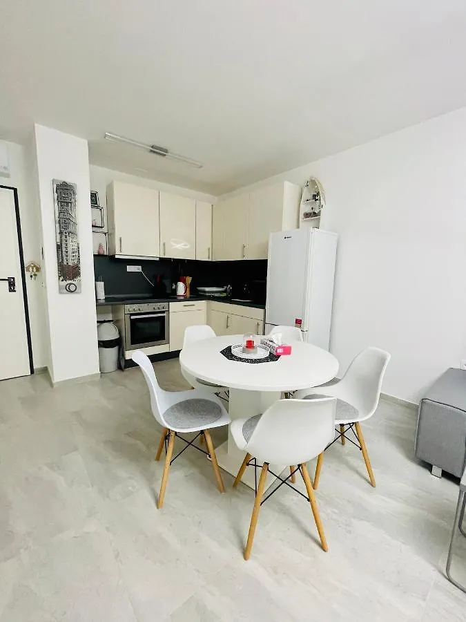 Trogir Apartment Nela